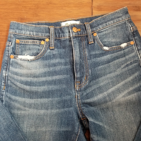Madewell's The High-Rise Slim Boyjean Denim - Picture 4 of 16